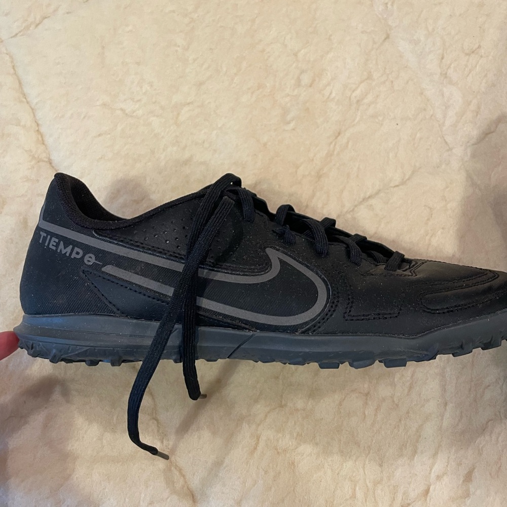 Nike men’s turf shoes, barely worn